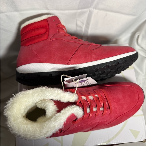 Wanderlust Red Waterproof Sport Hiker Boots - Picture 4 of 6